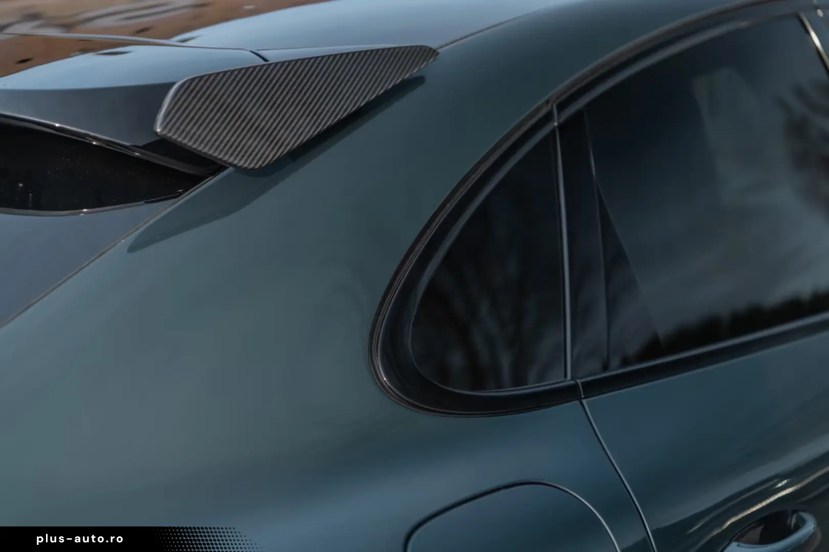 Porsche Cayenne Coupe Turbo E-Hybrid   PTS   GT PACKAGE