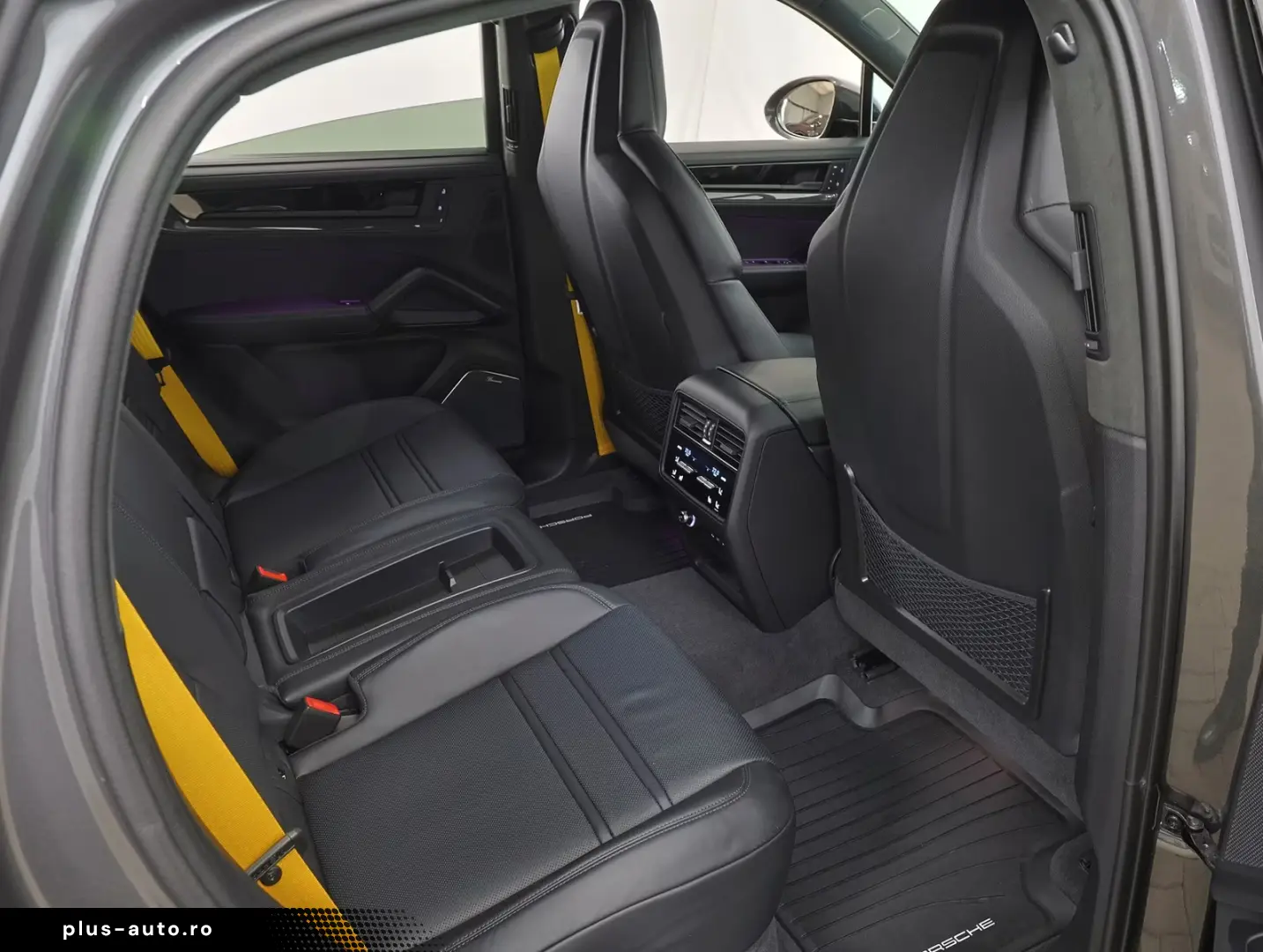 Porsche Cayenne Coupe Turbo E-Hybrid mit GT-Paket