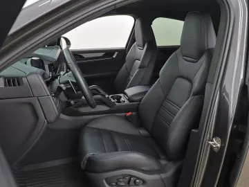 Porsche Cayenne Coupe Turbo E-Hybrid mit GT-Paket