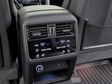 Porsche Cayenne Coupe Turbo E-Hybrid mit GT-Paket
