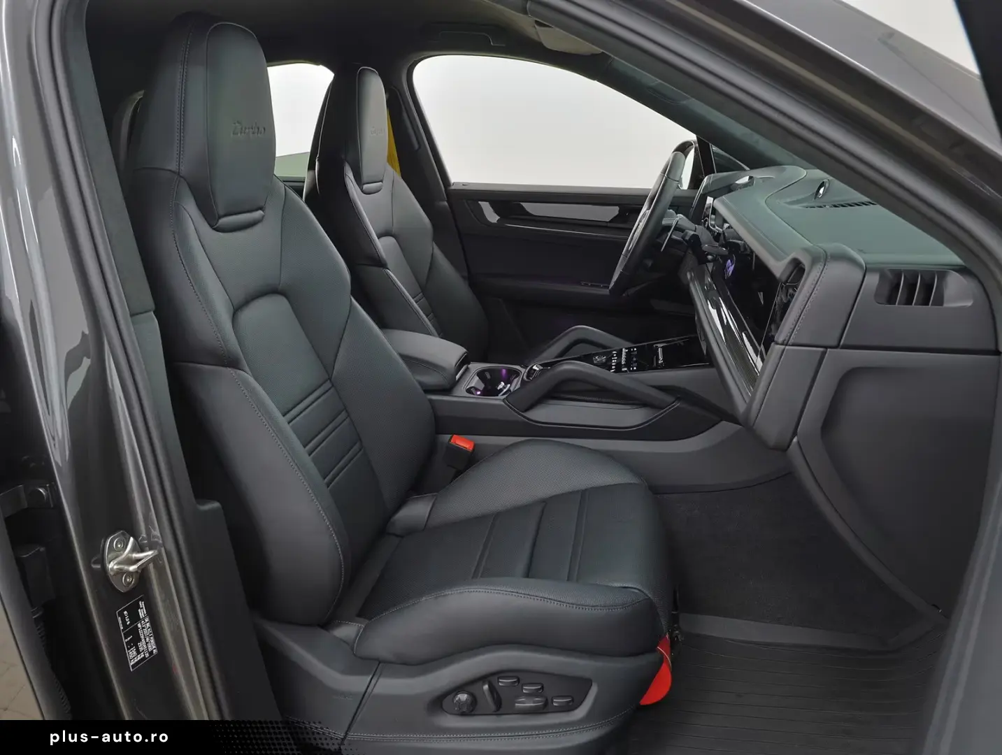 Porsche Cayenne Coupe Turbo E-Hybrid mit GT-Paket
