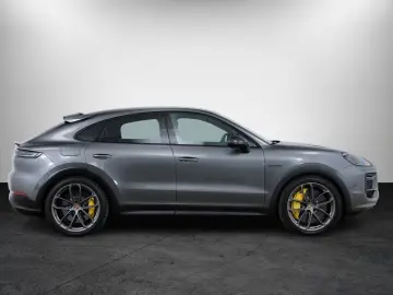 Porsche Cayenne Coupe Turbo E-Hybrid mit GT-Paket