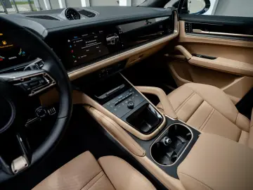 Porsche Cayenne GTS Coupe   Carbon EXT   Burmester   TV