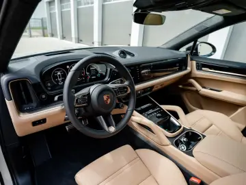 Porsche Cayenne GTS Coupe   Carbon EXT   Burmester   TV