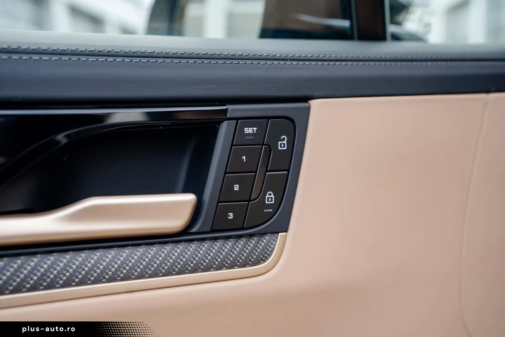 Porsche Cayenne GTS Coupe   Carbon EXT   Burmester   TV