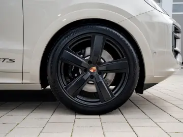 Porsche Cayenne GTS Coupe   Carbon EXT   Burmester   TV