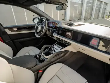 Porsche Cayenne Coupe Black Edition   Prod 2025   TV