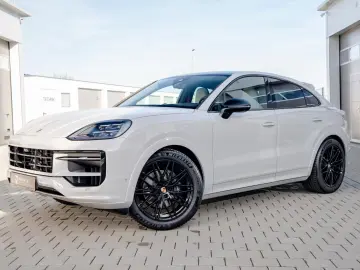 Porsche Cayenne Coupe Black Edition   Prod 2025   TV