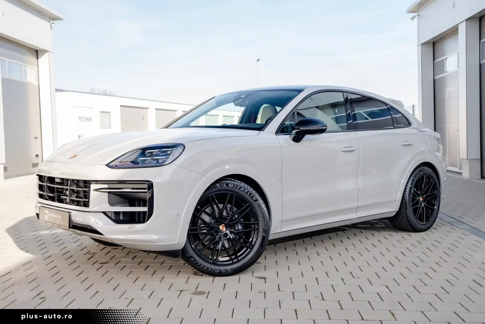 Porsche Cayenne Coupe Black Edition   Prod 2025   TV