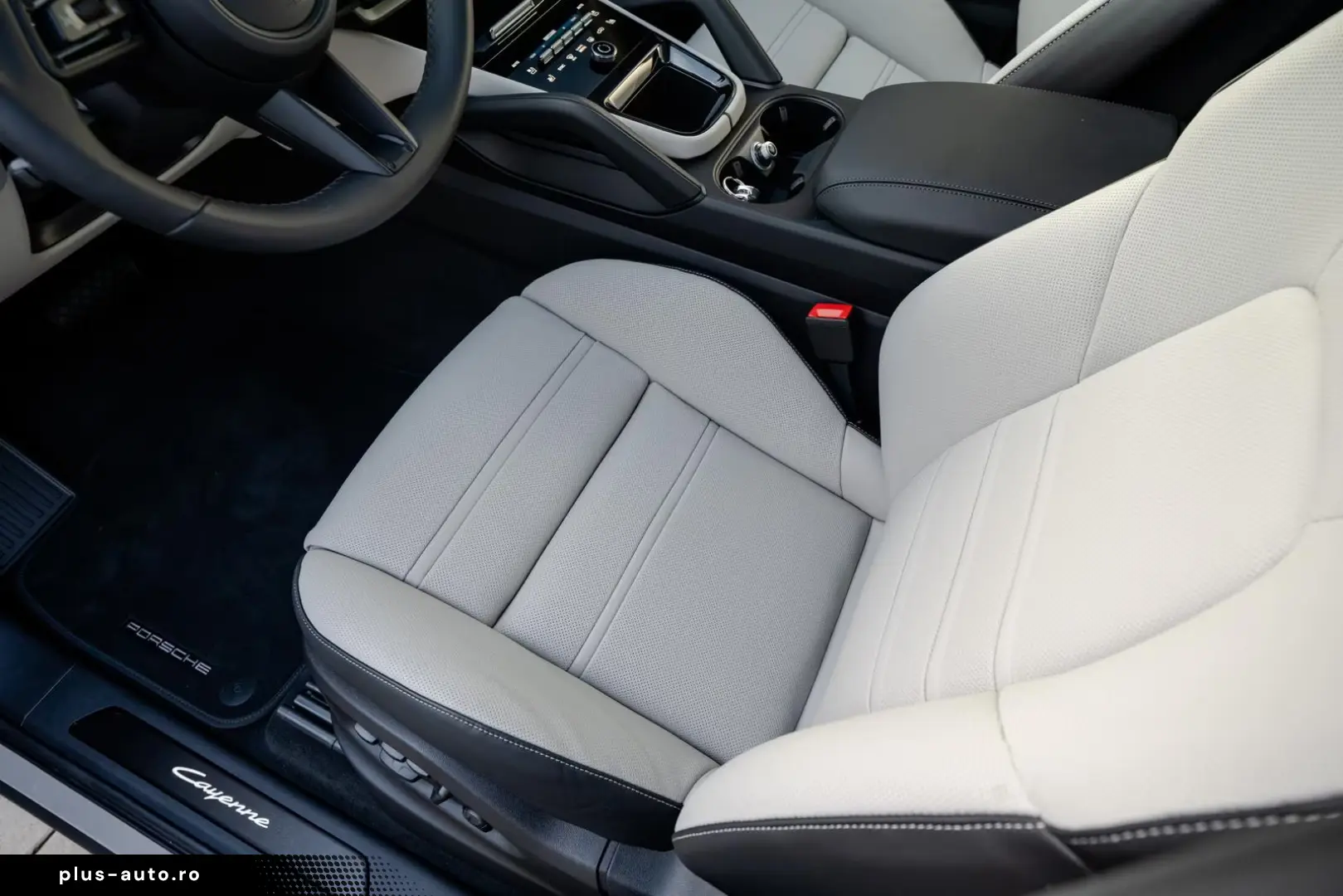 Porsche Cayenne Coupe Black Edition   Prod 2025   TV