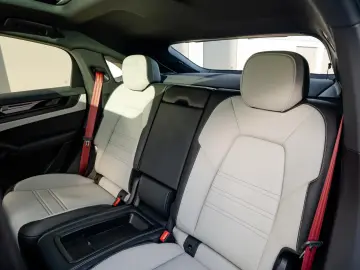 Porsche Cayenne Coupe Black Edition   Prod 2025   TV