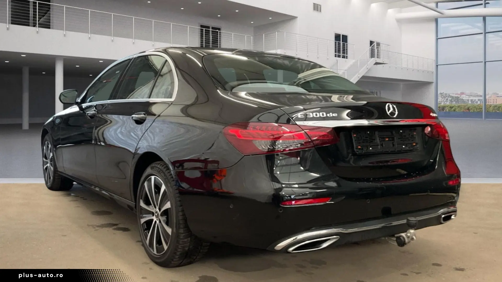 MERCEDES-BENZ E 300 de ALLRAD VollLeder AHK Kamera Mubeam 18