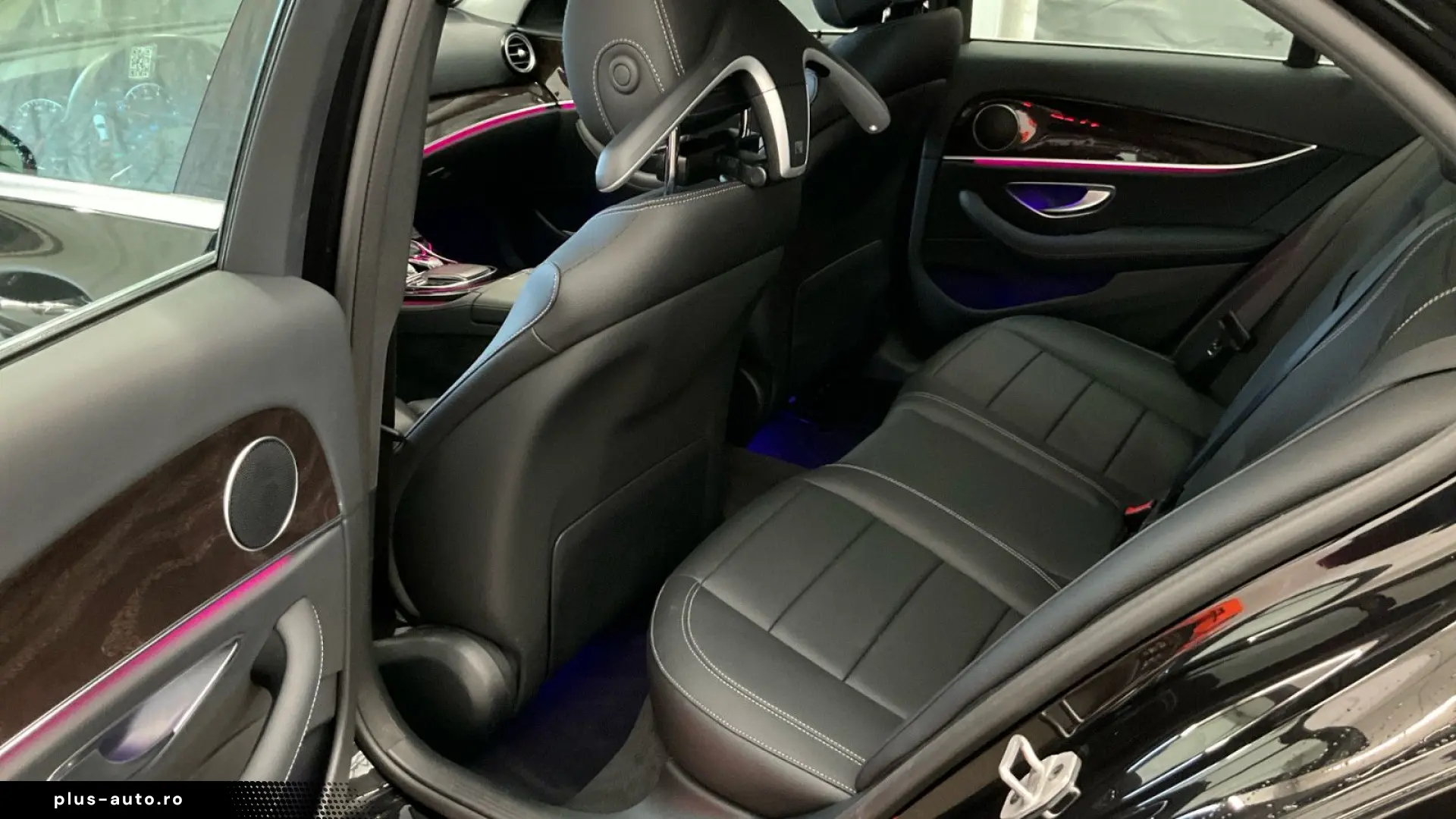 MERCEDES-BENZ E 300 de ALLRAD VollLeder AHK Kamera Mubeam 18
