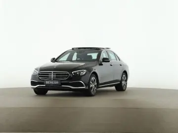 MERCEDES-BENZ E 300 de 4M Exclusive Avantgarde Pano