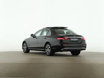MERCEDES-BENZ E 300 de 4M Exclusive Avantgarde Pano