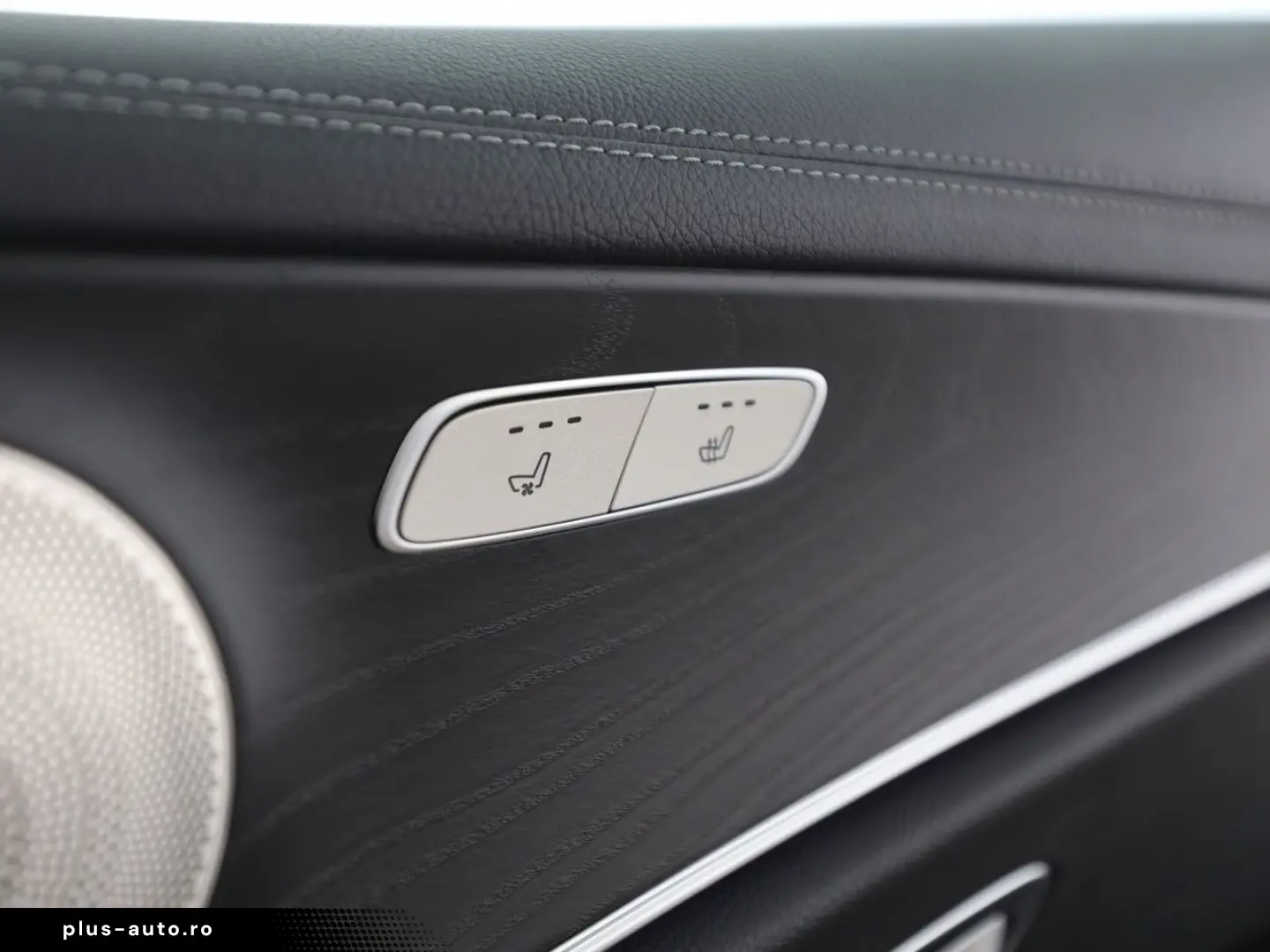 MERCEDES-BENZ E 300 de 4M Exclusive Avantgarde Pano