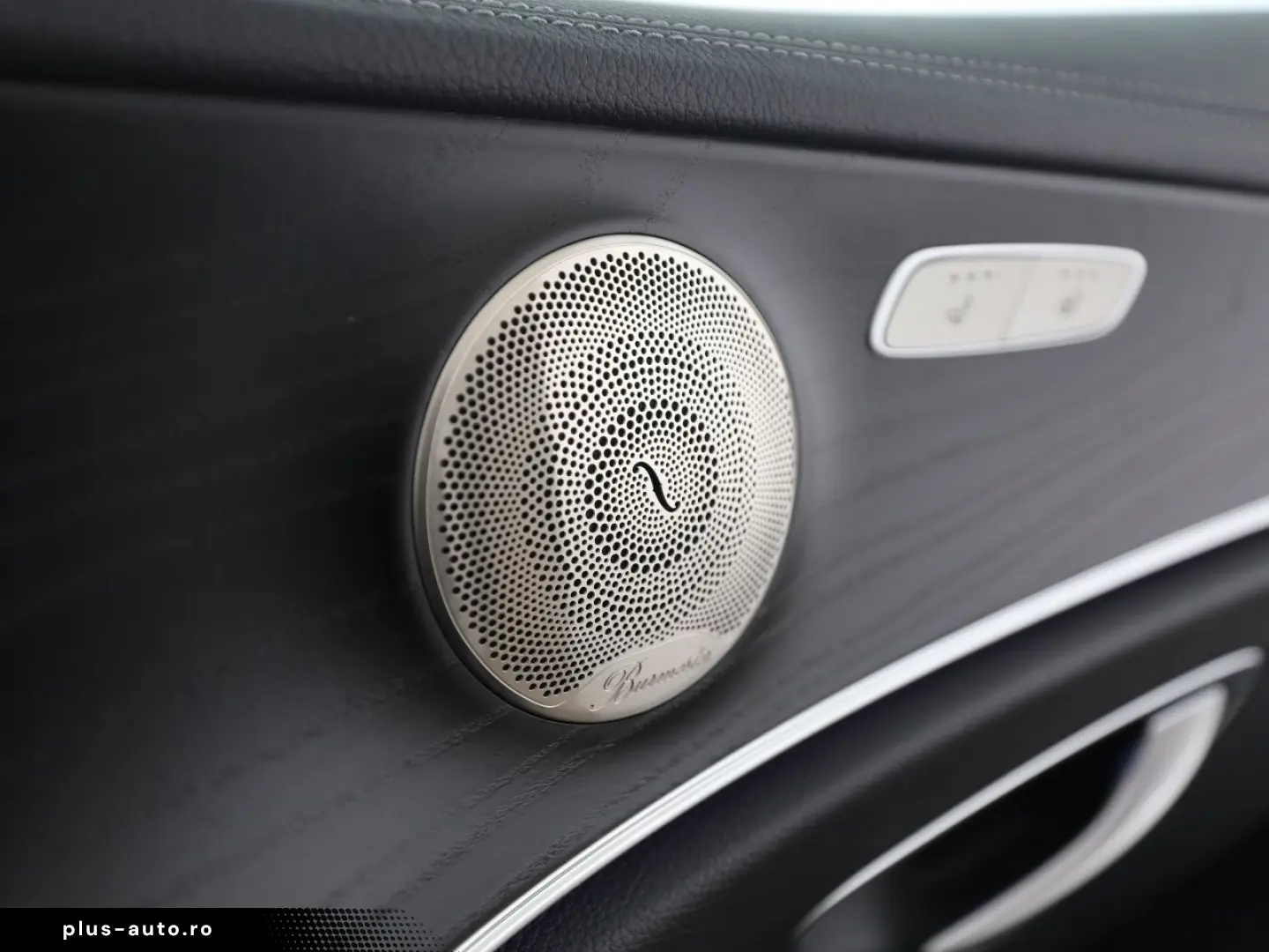 MERCEDES-BENZ E 300 de 4M Exclusive Avantgarde Pano