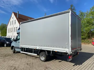 MERCEDES-BENZ Sprinter 517  fast neu VOLL
