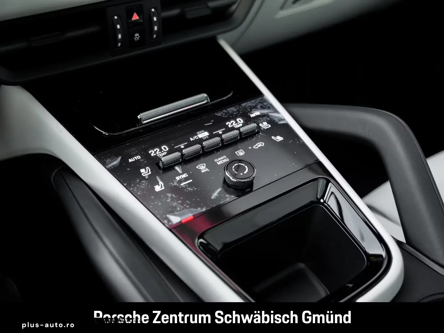 Porsche Cayenne GTS Coupe HA-Lenkung InnoDrive Head-Up