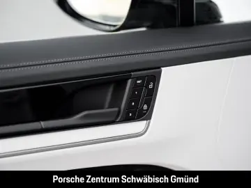 Porsche Cayenne GTS Coupe HA-Lenkung InnoDrive Head-Up