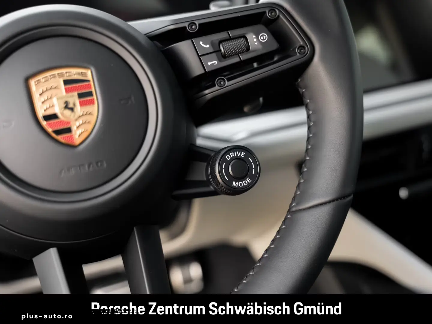 Porsche Cayenne GTS Coupe HA-Lenkung InnoDrive Head-Up