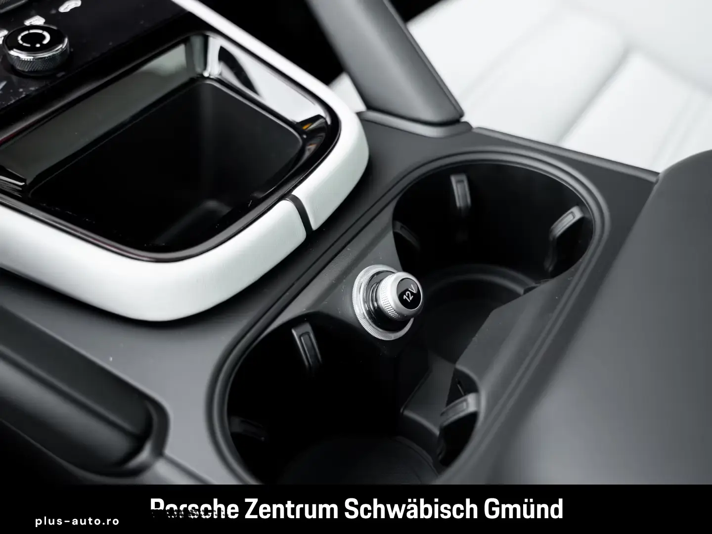 Porsche Cayenne GTS Coupe HA-Lenkung InnoDrive Head-Up