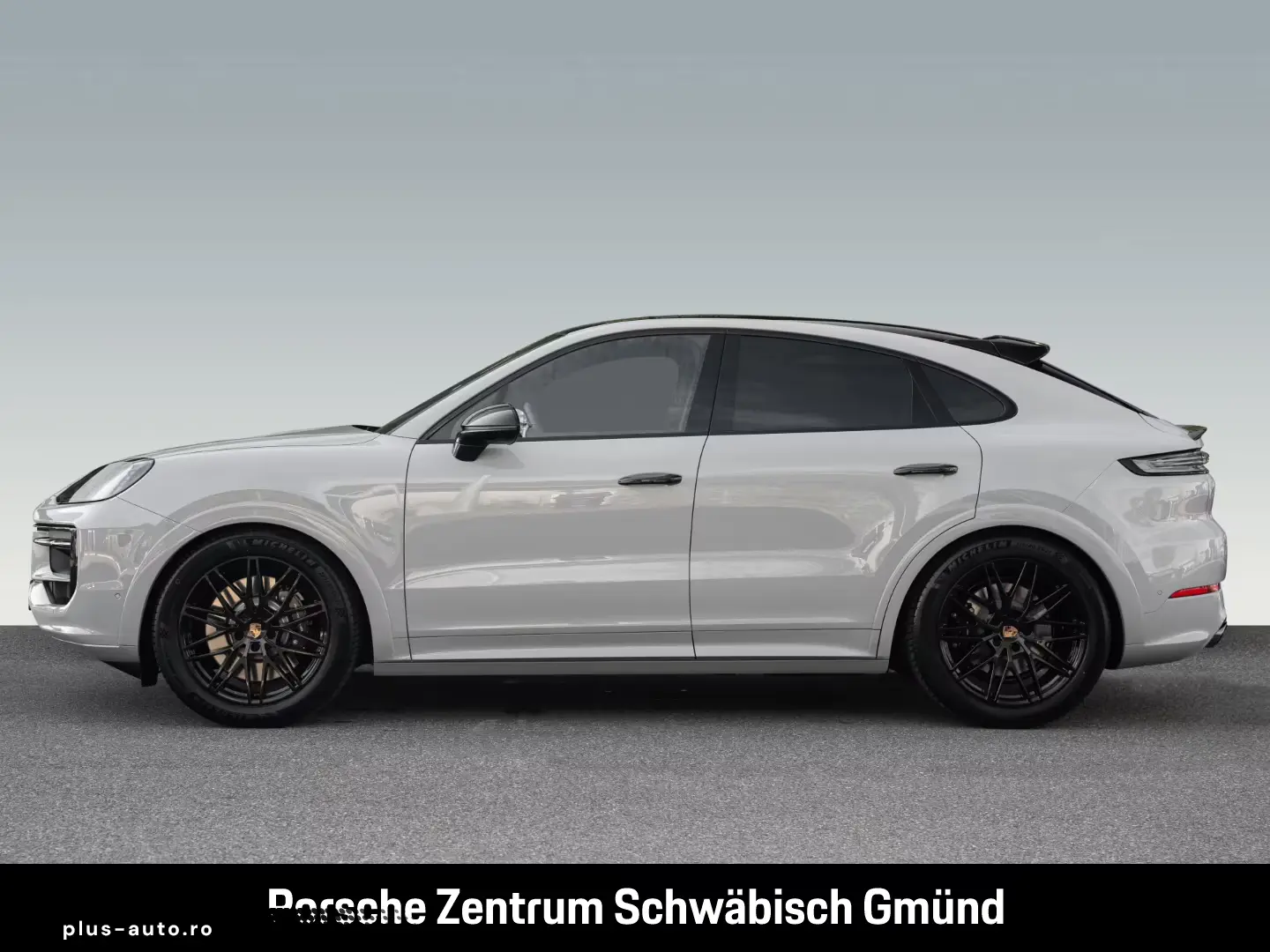 Porsche Cayenne GTS Coupe HA-Lenkung InnoDrive Head-Up