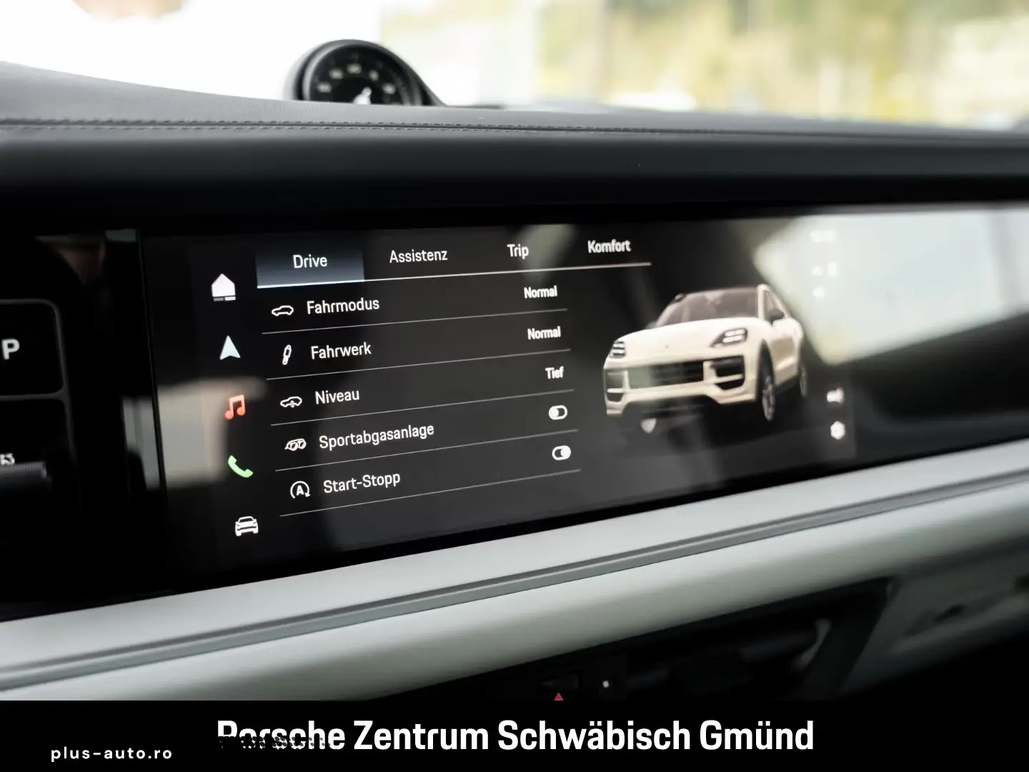 Porsche Cayenne GTS Coupe HA-Lenkung InnoDrive Head-Up