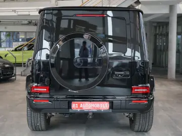 MERCEDES-BENZ G63 AMG SUPERIOR CARBON NIGHT STHZ PERF.PACK