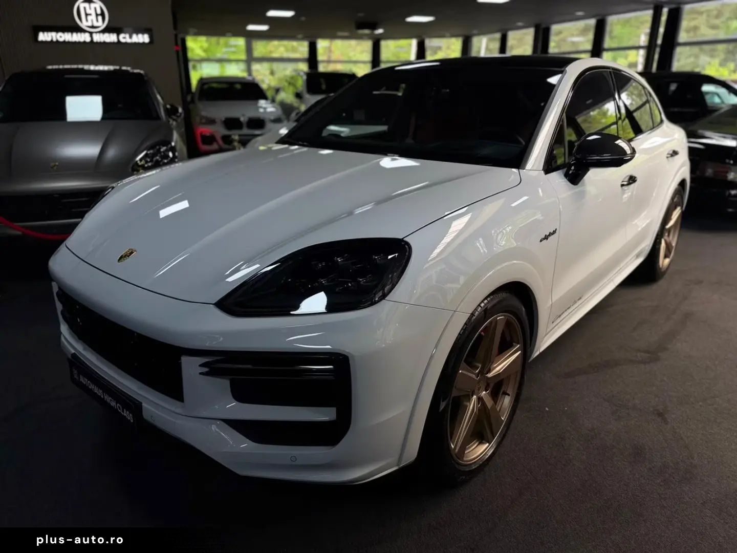 Porsche Cayenne Coupe Turbo E-Hybrid Chrono Carbon Tv