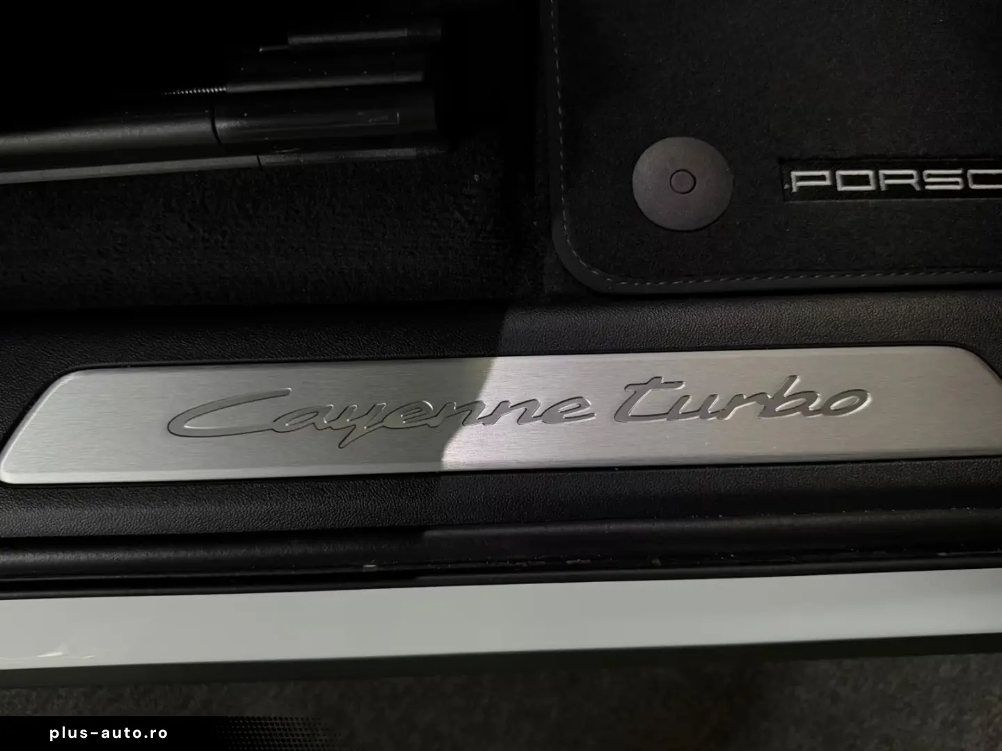 Porsche Cayenne Coupe Turbo E-Hybrid Chrono Carbon Tv