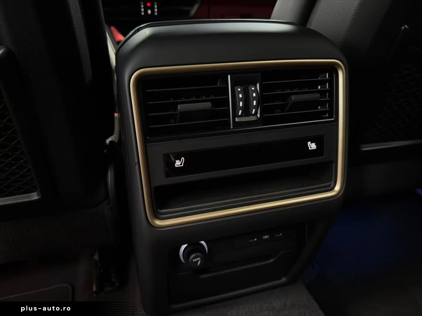 Porsche Cayenne Coupe Turbo E-Hybrid Chrono Carbon Tv