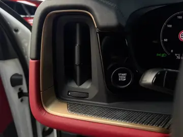 Porsche Cayenne Coupe Turbo E-Hybrid Chrono Carbon Tv