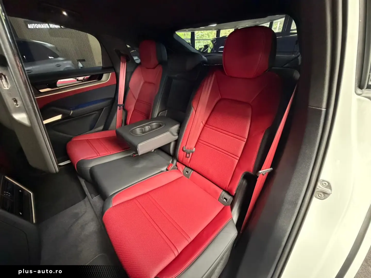 Porsche Cayenne Coupe Turbo E-Hybrid Chrono Carbon Tv