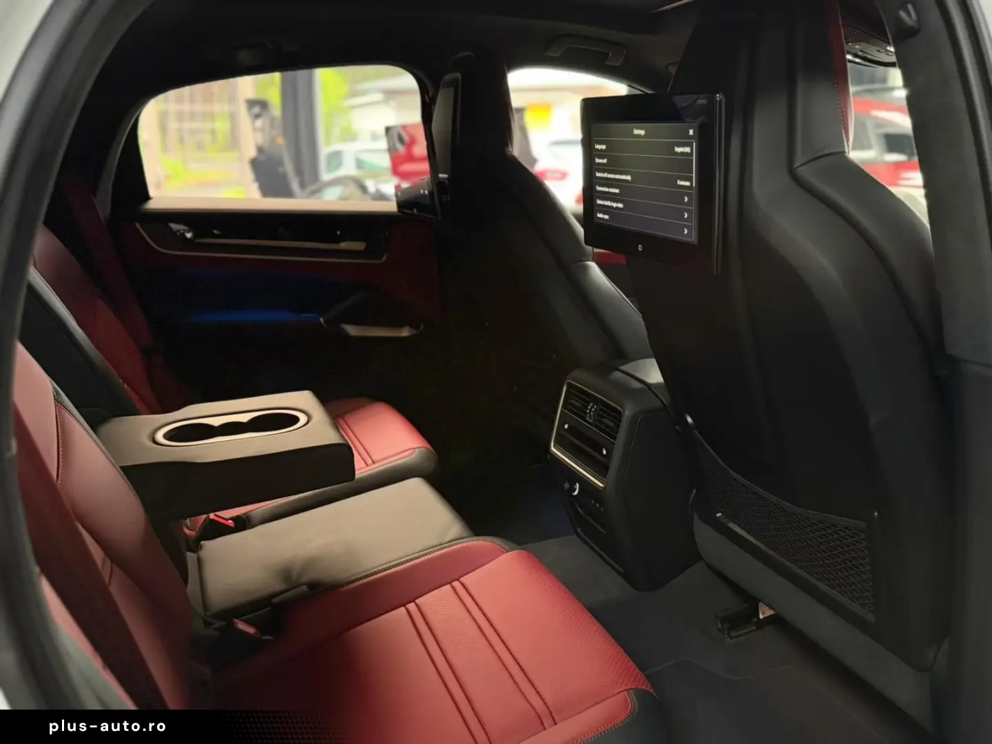 Porsche Cayenne Coupe Turbo E-Hybrid Chrono Carbon Tv