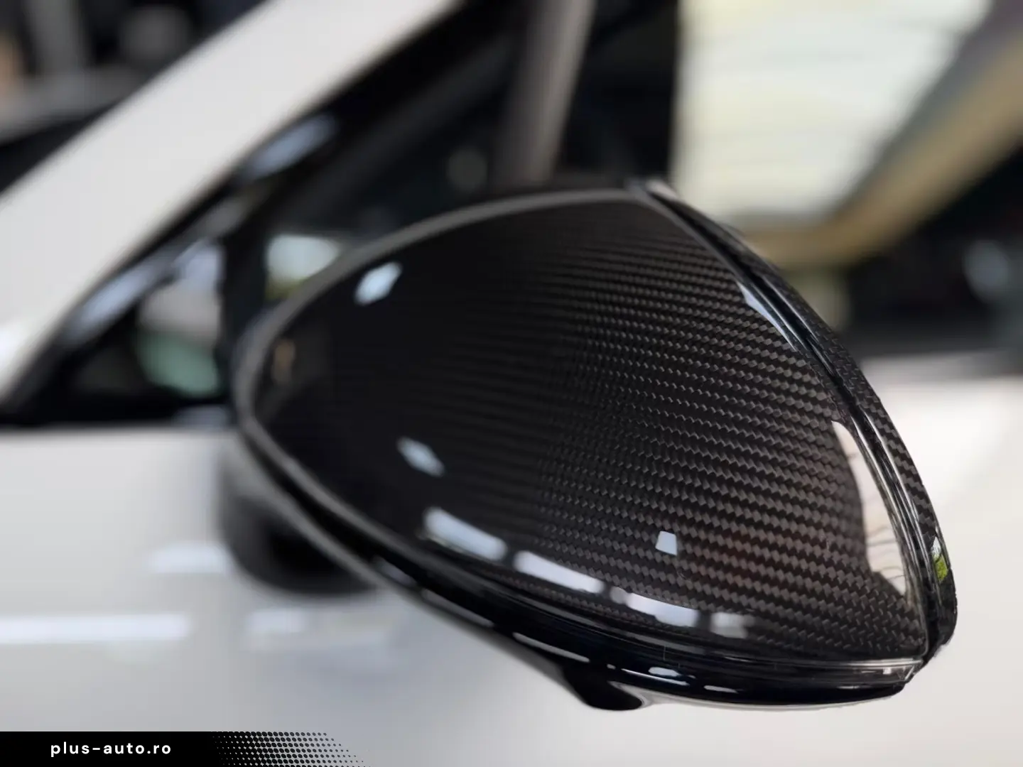 Porsche Cayenne Coupe Turbo E-Hybrid Chrono Carbon Tv