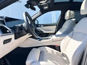BMW X6 xDrive40d MSportPro Trav Komf Inno DAP AHK 22