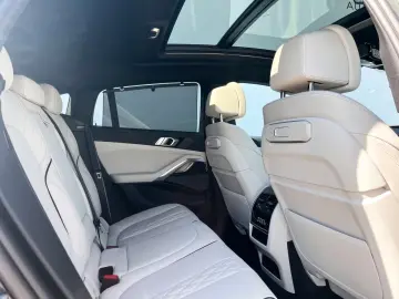 BMW X6 xDrive40d MSportPro Trav Komf Inno DAP AHK 22