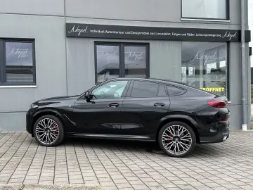 BMW X6 xDr40d MSportPRO nur1Fahrer keine Kratzer TOP