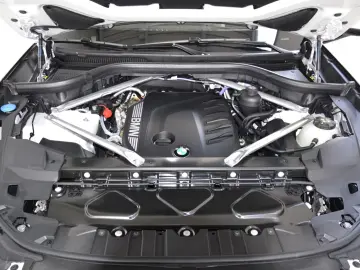 BMW X6 40d xD M Sport LUFT MASSAGE DR.ASS.PRO SOFTCL