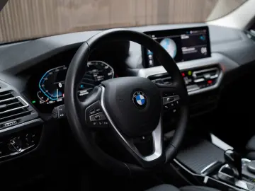 BMW X3 xDrive 20d   Cockpit Professional   LED   SHZ