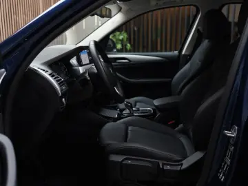 BMW X3 xDrive 20d   Cockpit Professional   LED   SHZ