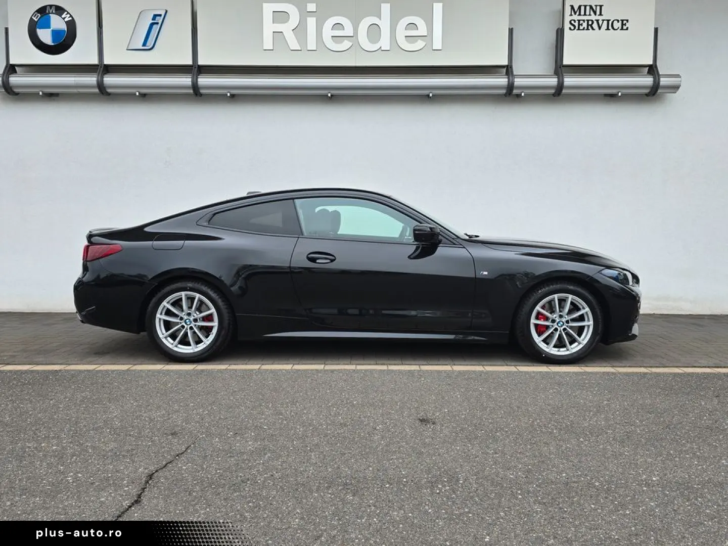 BMW M440i xDrive Coupe M Sportpaket Pro Standhzg AHK