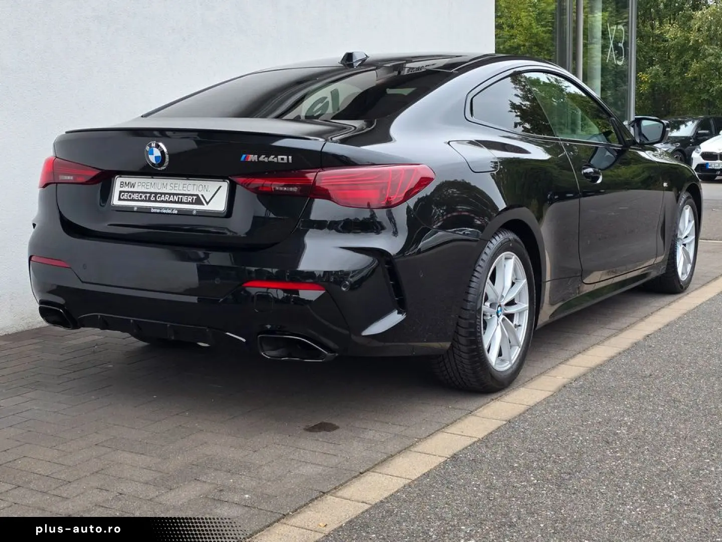 BMW M440i xDrive Coupe M Sportpaket Pro Standhzg AHK