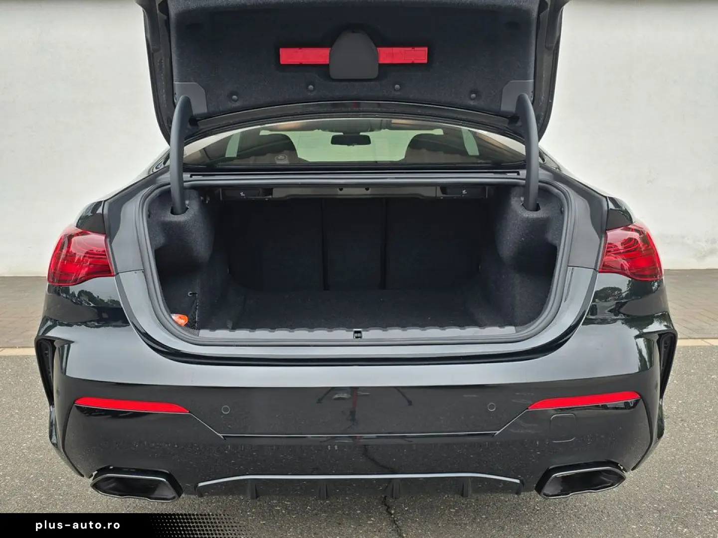 BMW M440i xDrive Coupe M Sportpaket Pro Standhzg AHK