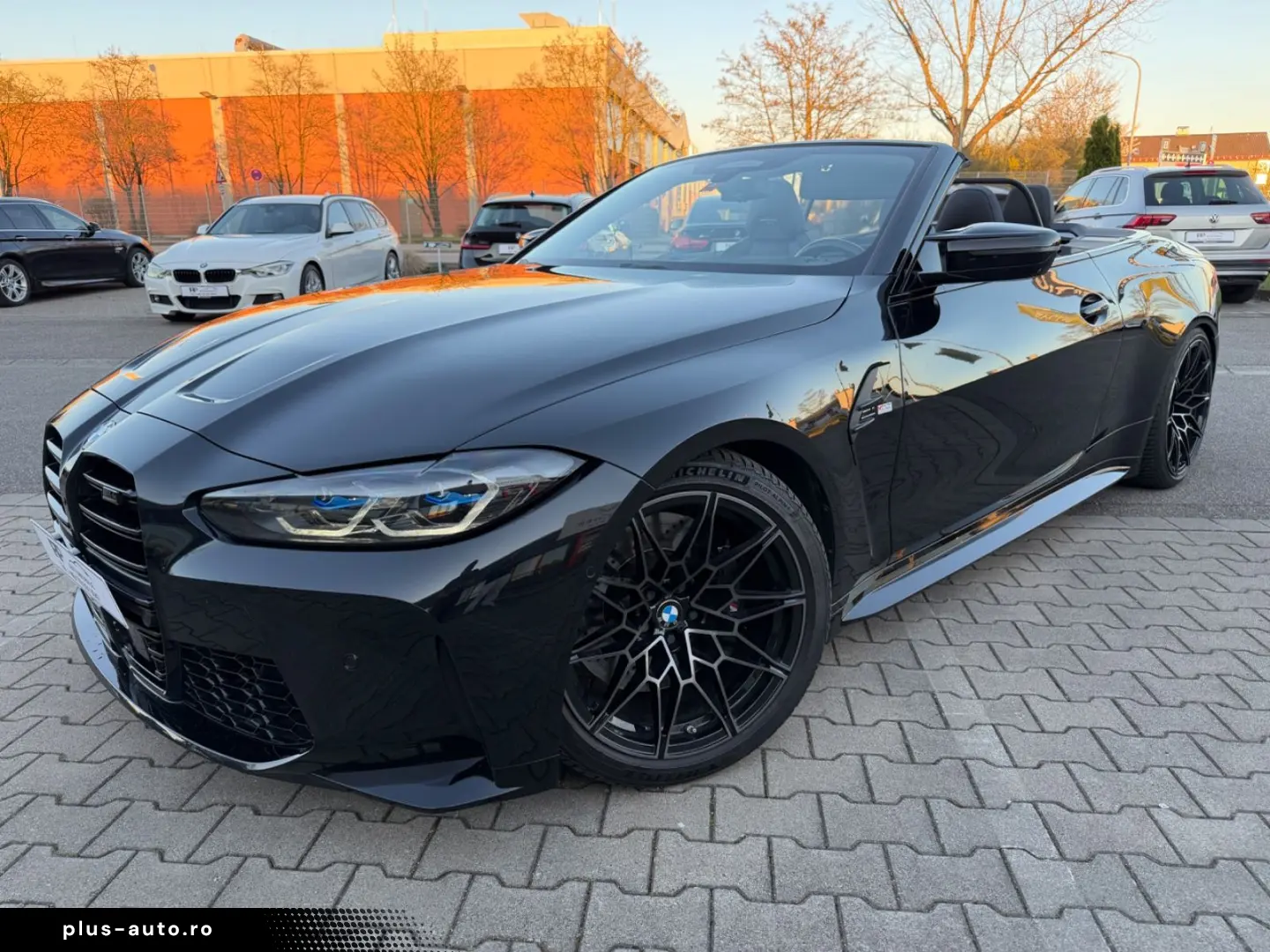 BMW M4 Competition Cabrio - H&K - 360  - DrivAss