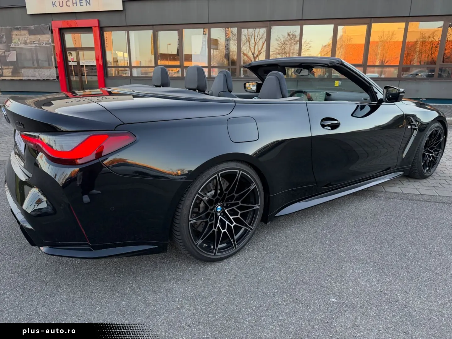 BMW M4 Competition Cabrio - H&K - 360  - DrivAss