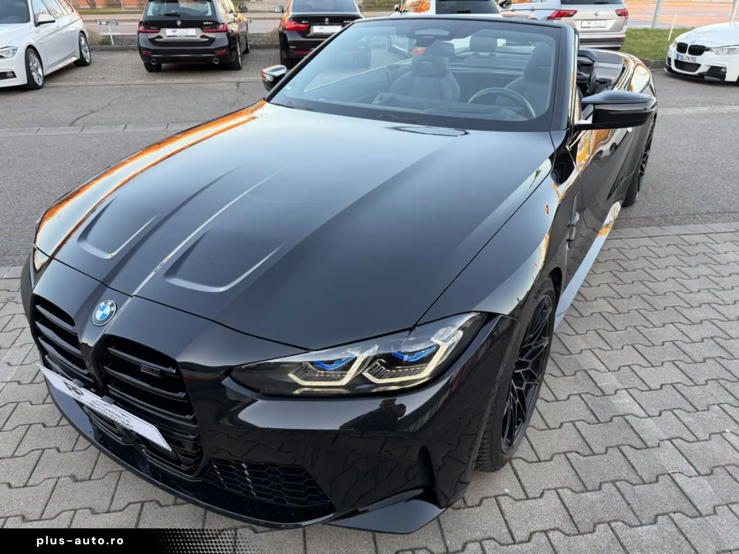 BMW M4 Competition Cabrio - H&K - 360  - DrivAss
