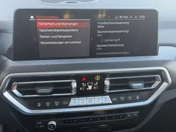 BMW X3 xDrive20d M Sport (AHK Pano 20  Memory)
