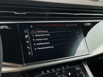 AUDI SQ8 4.0 TFSI qu OPTIK-PA BANG-OLUFSEN MATRIX